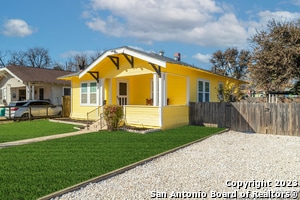 Photo - 475 E French Pl