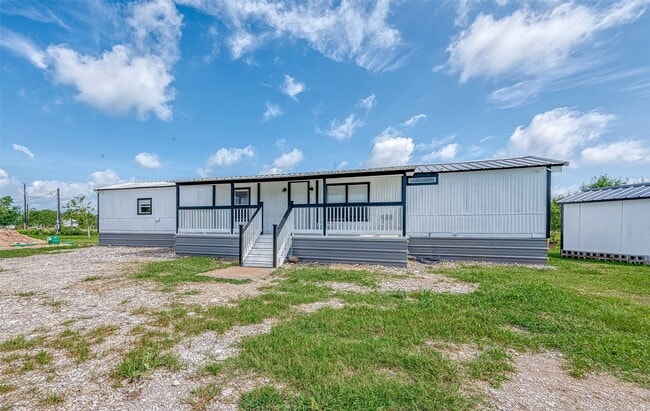 Photo - 8240 Bullard Rd