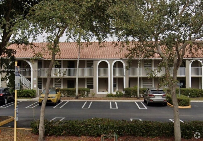 Building Photo - 11213 Royal Palm Blvd Unit - Rental
