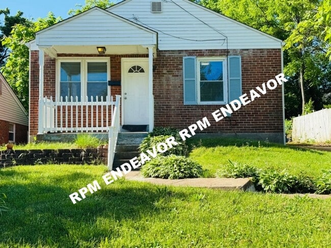 Photo - Modern Charm in University City: Your Ideal Rental Awaits!