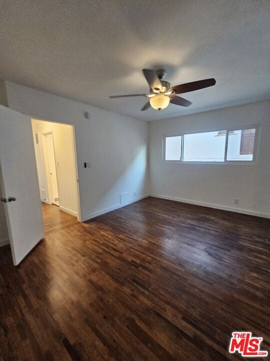 Photo - 1537 Laurel Ave Unidad 104