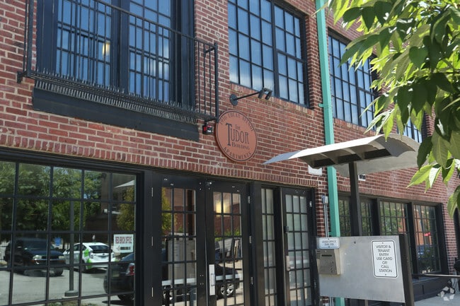 The Tudor Building - The Tudor Building Apartments