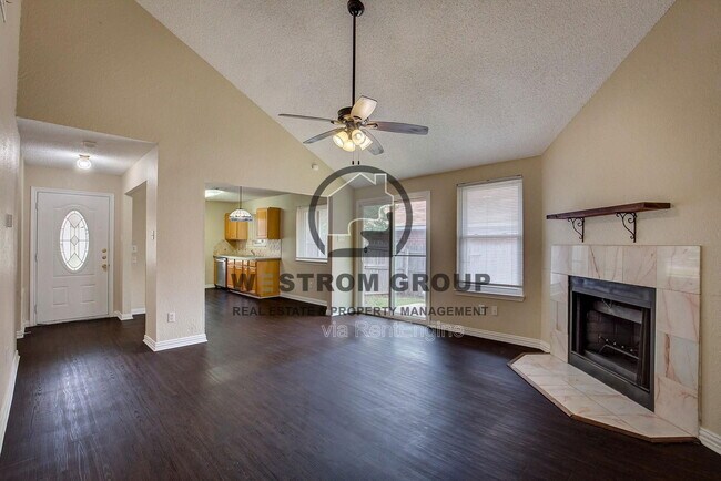 Photo - 6729 Windwillow Dr