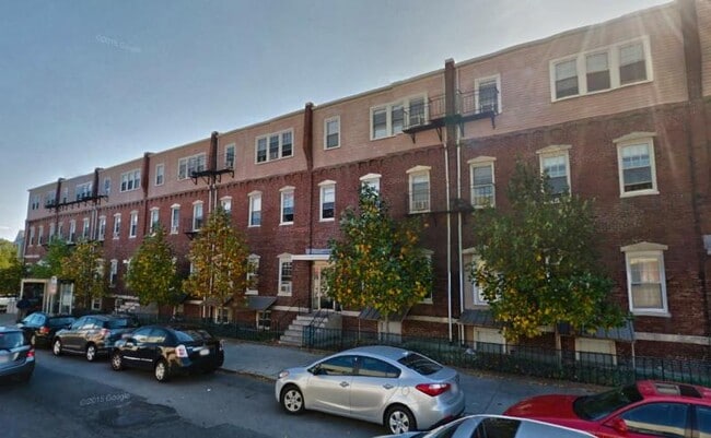 Photo - 168 Beacon St Unit 1