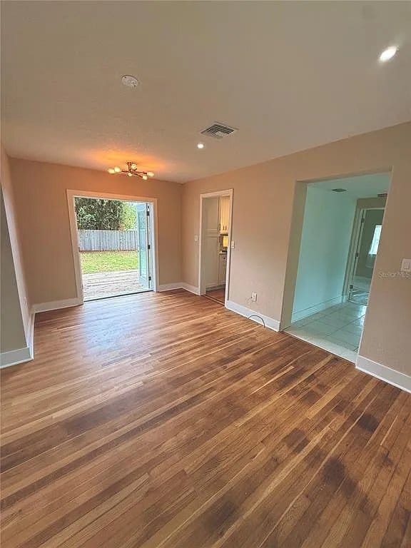 Photo - 238 N Main St