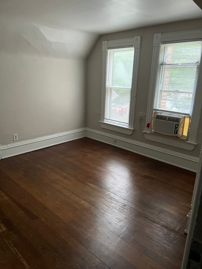 Photo - 311 W High St Apartamento Unidad 2