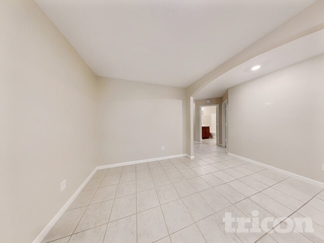 Photo - 804 Painted Bison Dr