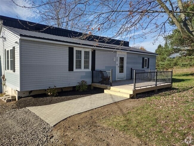 Building Photo - 6535 Town Hall Rd Rental