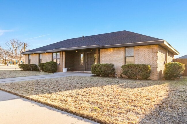 Photo - 3701 Oakmont Dr