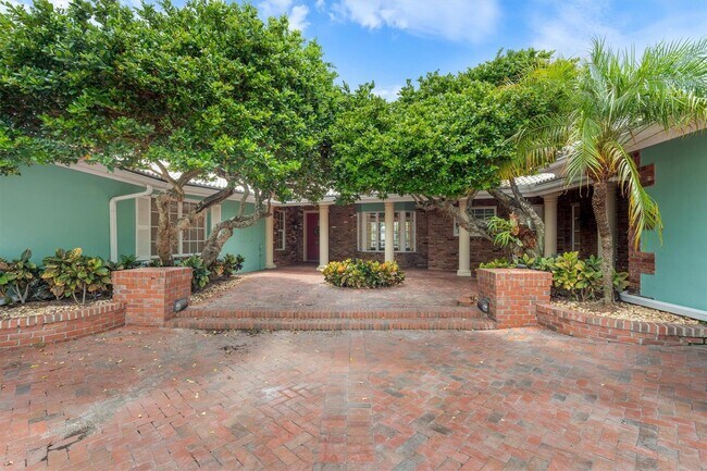 Photo - 608 Intracoastal Dr