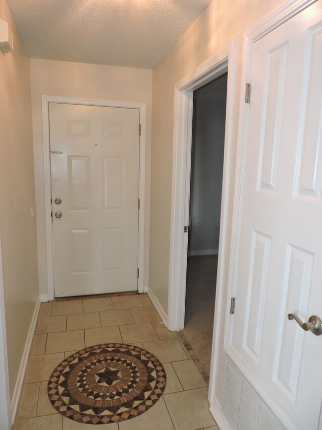 Photo - Easy access to shopping, interstate & Navy Federal complex!