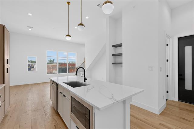 2080 Kelly Ave Unit 103