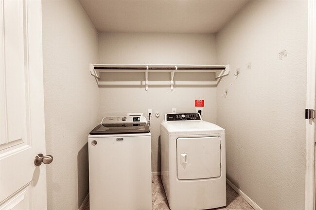 Photo - 29319 Dunns Creek Ct