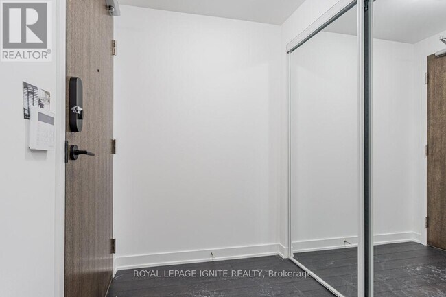 Photo - 100 Eagle Rock Way Unit 305