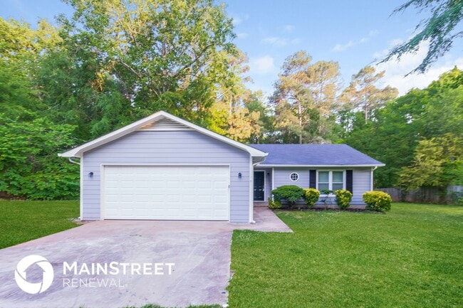 Building Photo - 8693 Collins Dr