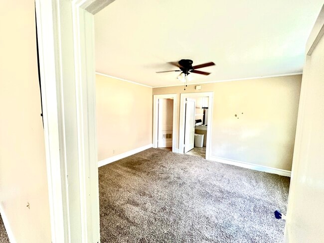 Photo - 109 Brooks St