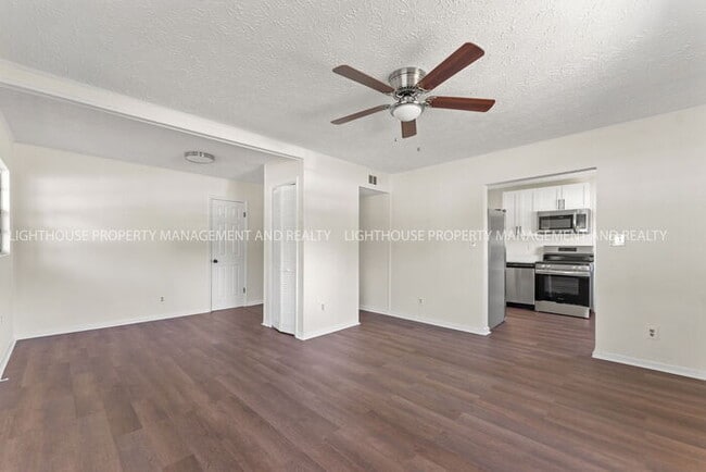 Photo - Updated 2 Bedroom Home Near Naval Station Mayport
