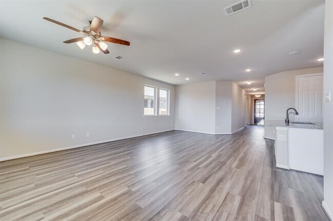 Photo - 2639 Westward Hl Dr