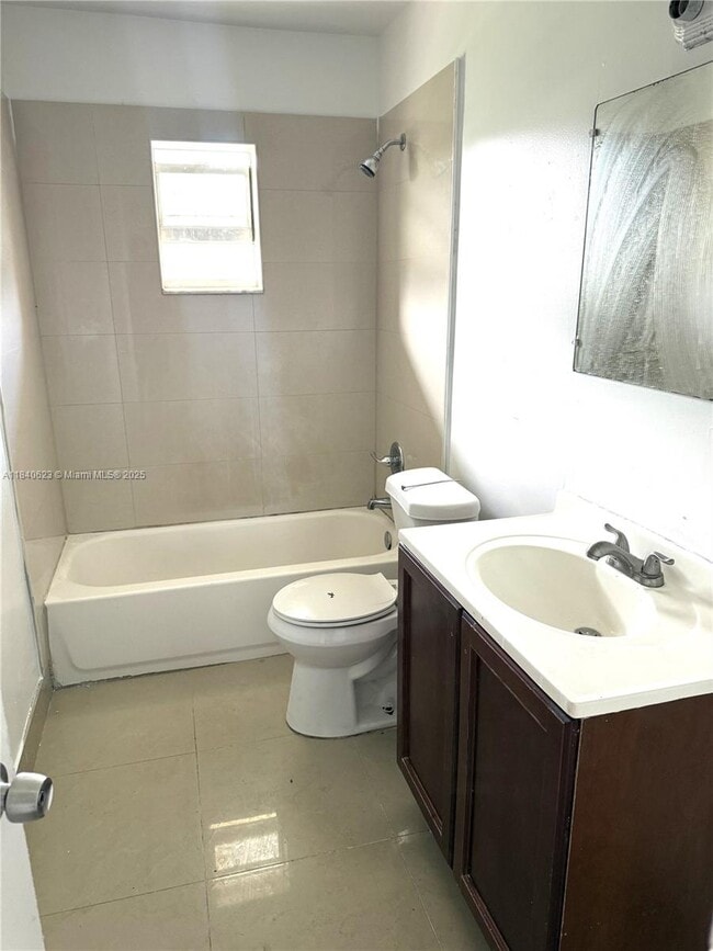 Photo - 5402 NW 24th Ct Unit 70