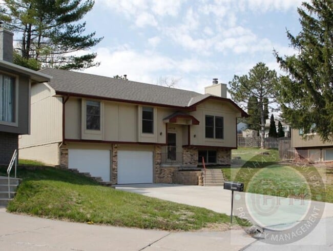 Photo - Millard 3 bed 3 bath with Park Access!
