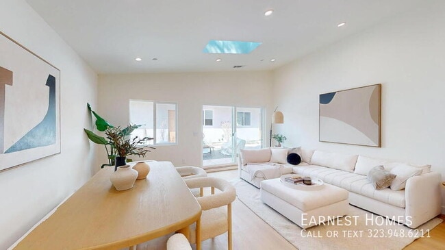 Photo - 6441 Satsuma Ave