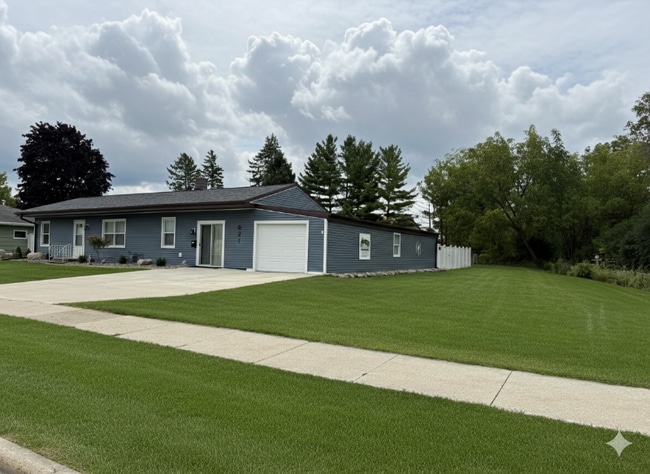 Building Photo - 621 Cook St