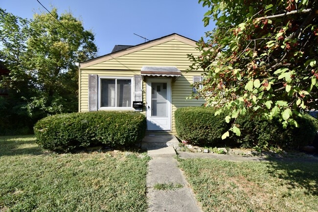 Photo - 3217 Queen City Ave Casa