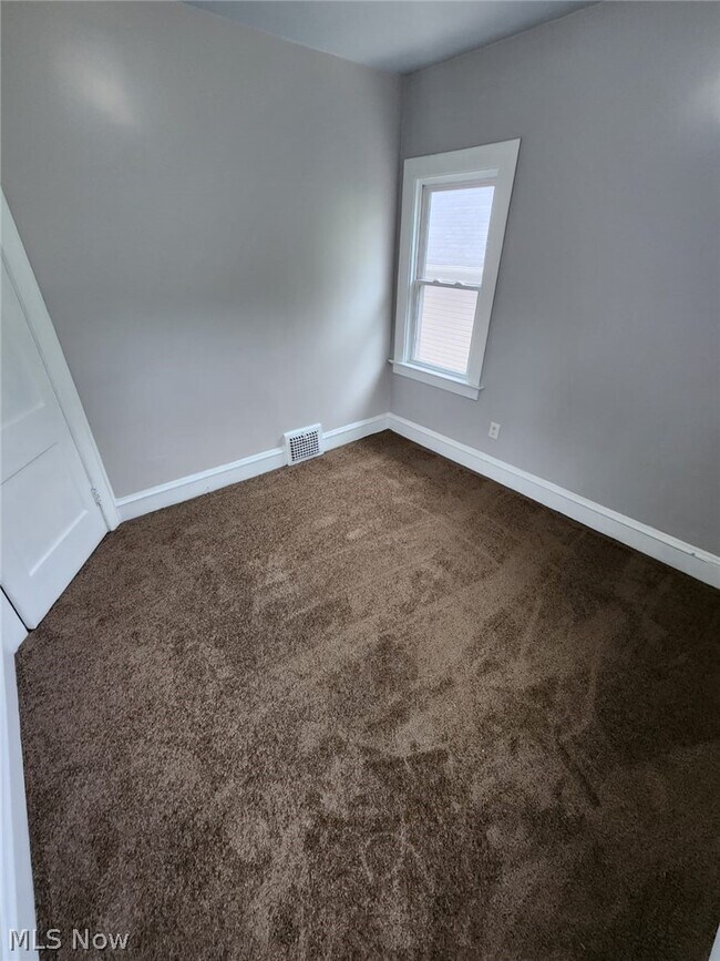 Photo - 2200 W 104th St Unit Upper