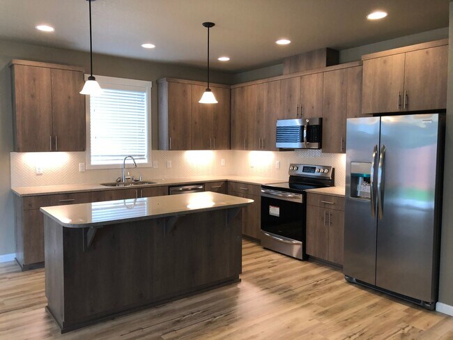 Photo - Small Quiet Neighborhood