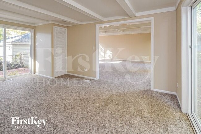 Photo - 1951 Bristol Cir