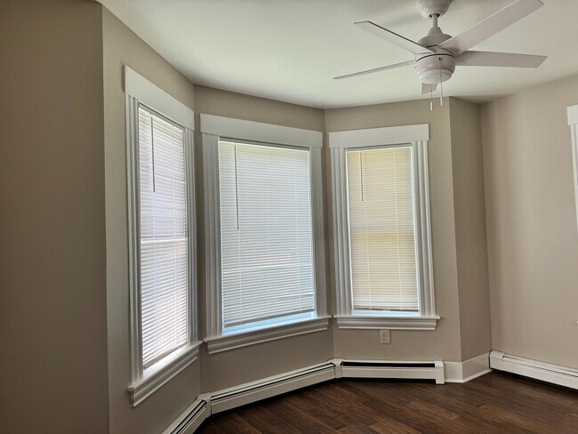 Photo - 189 E Bow St Unidad A