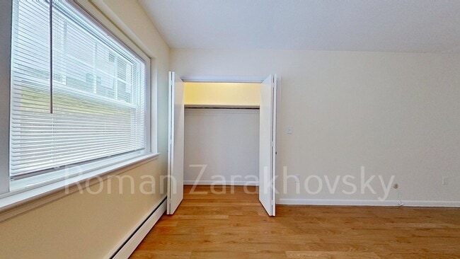 Photo - 2018 Commonwealth Ave Unit 3