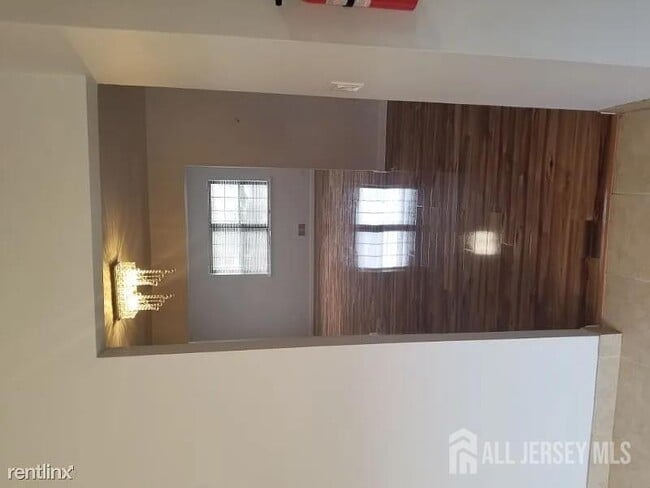 Photo - 804 Maple Hill Dr