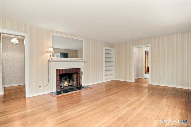 Photo - 501 Lambert Rd