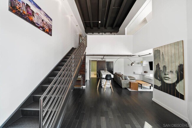 Photo - 702 Ash St Unidad 102 Rental