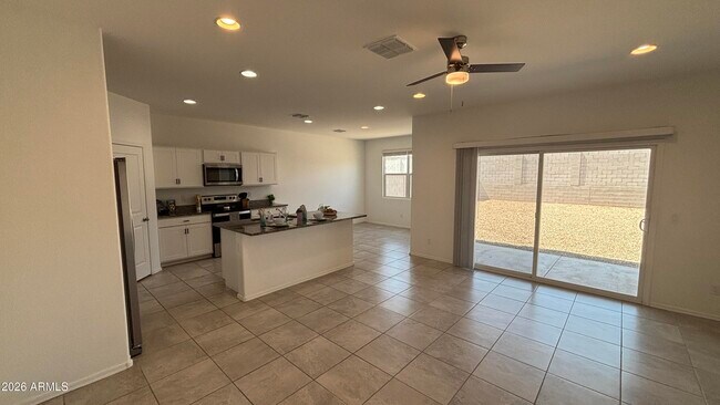 Photo - 1136 W Sand Cyn Ct