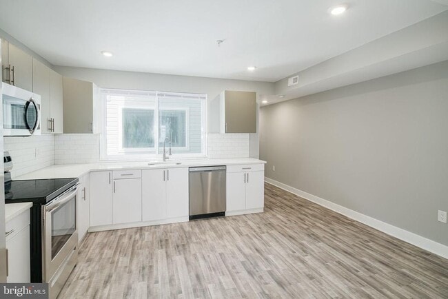 Photo - 1443 N 8th St