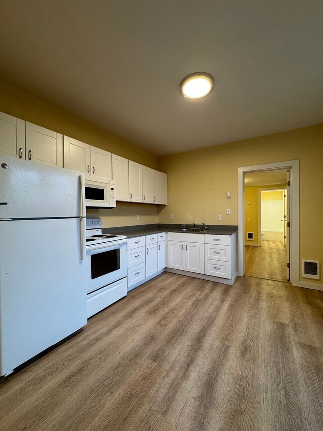 Photo - 707 E 7th Ave Unit #2