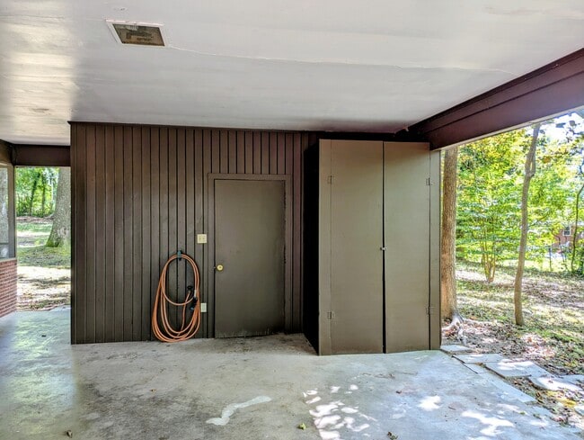 Photo - 102 Piedmont Cir
