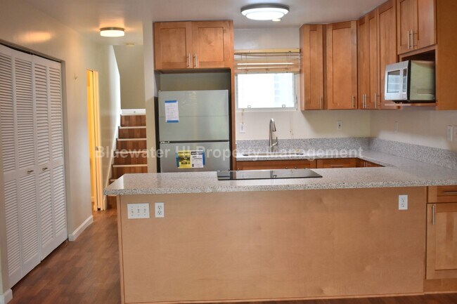 Photo - Hillside Terrace III (Aiea) 2/1.5/2 Townhome