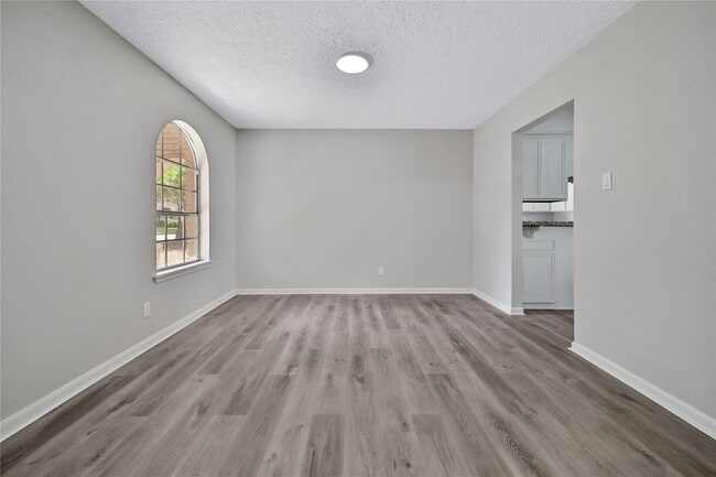 Photo - 13426 Balcrest Dr