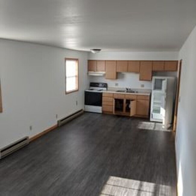 210 W Main St Unit 3