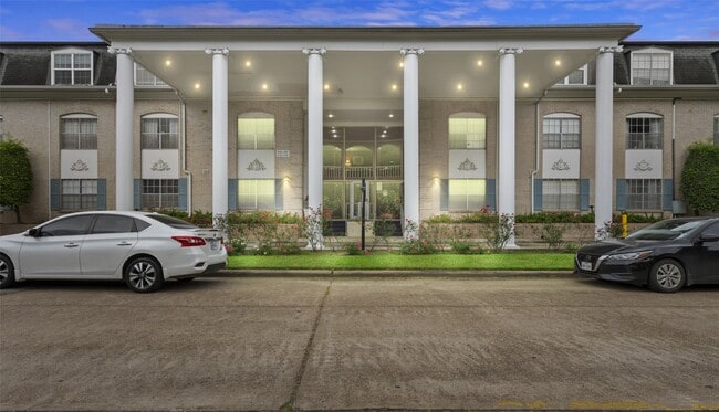 Photo - 2601 Bellefontaine Unit C116