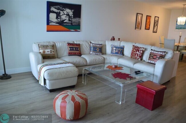 Photo - 3090 N Course Dr Unit 805