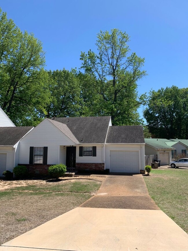 1707 Wembleton Dr
