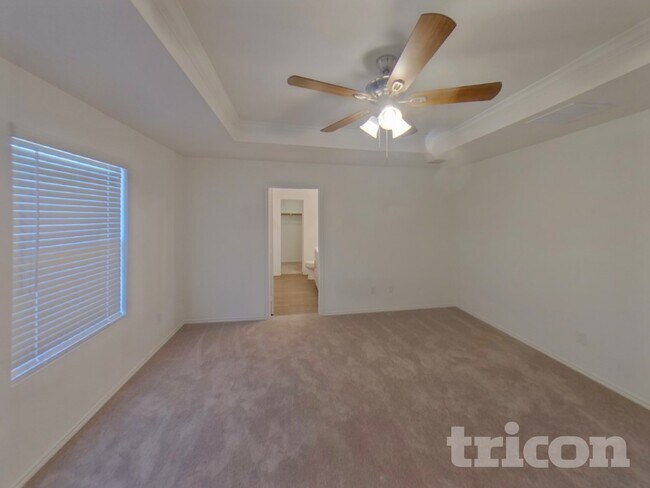 Photo - 2415 Carlow Ln