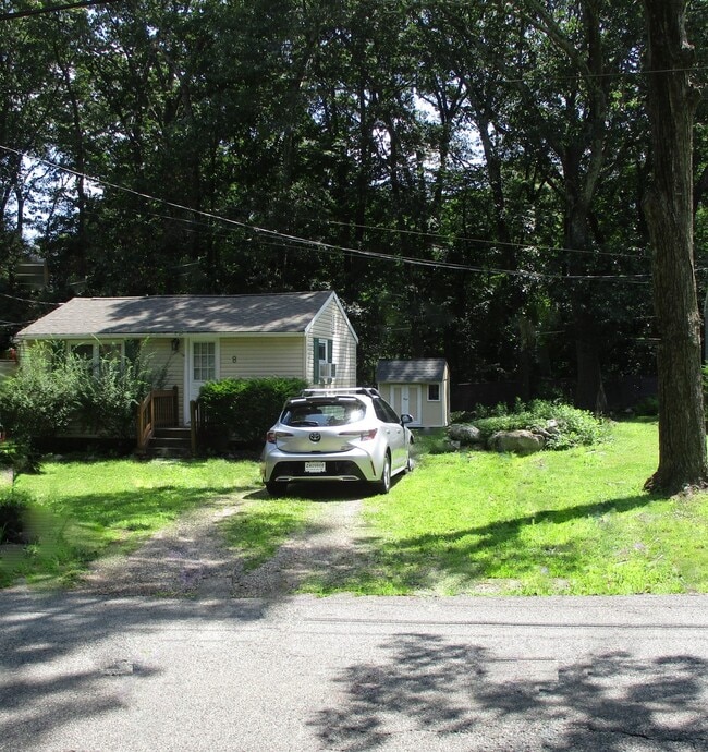 Entrada de verano - 8 Jennings Rd