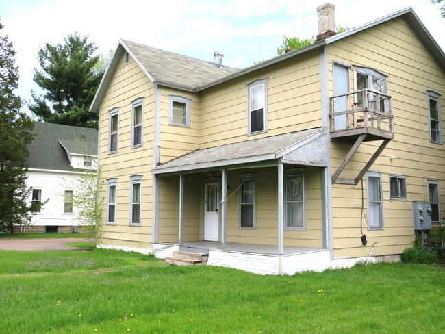 Building Photo - 2123 4th St Unit A