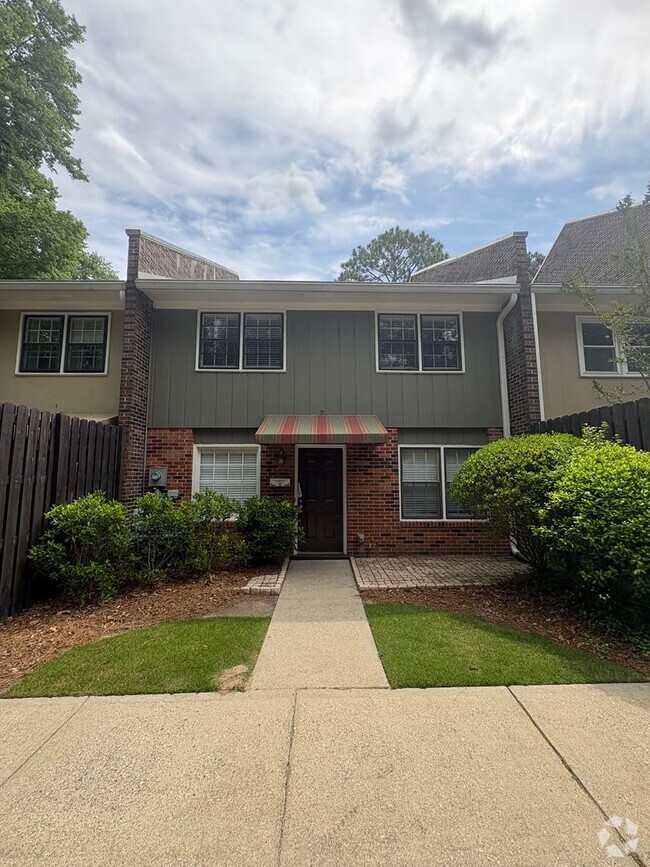 Building Photo - NOW AVAILABLE Rental