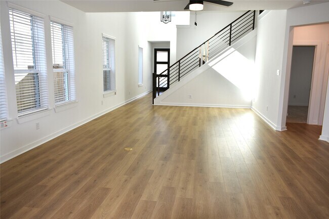 Photo - 21911 Tawny Butterfly Dr